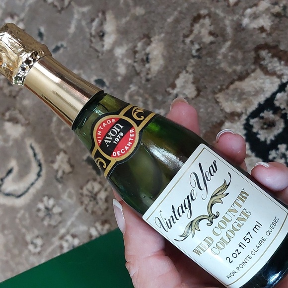 AVON Vintage YEAR Wild Country Cologne Bottle Champagne - Picture 3 of 4